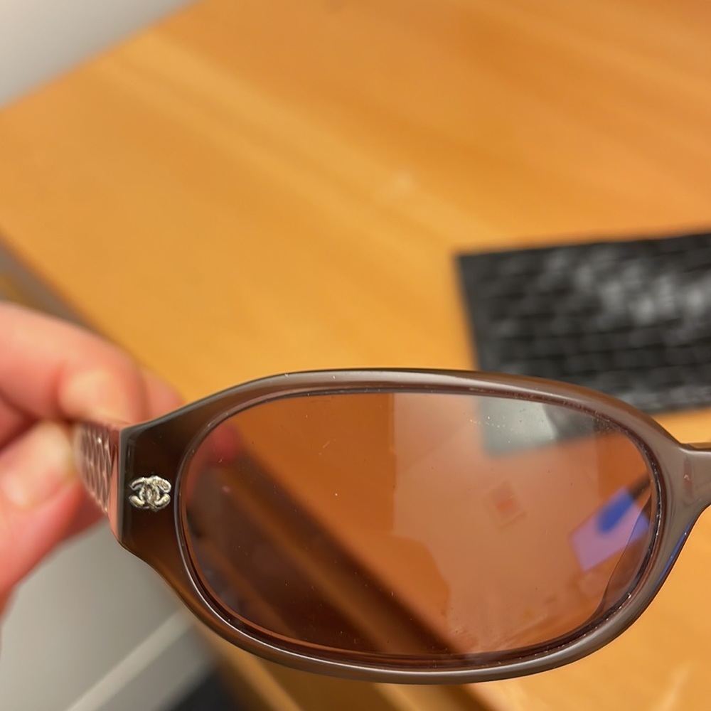 CHANEL Black Oval Sunglasses with Dark Brown Lenses - Picture 7 of 7